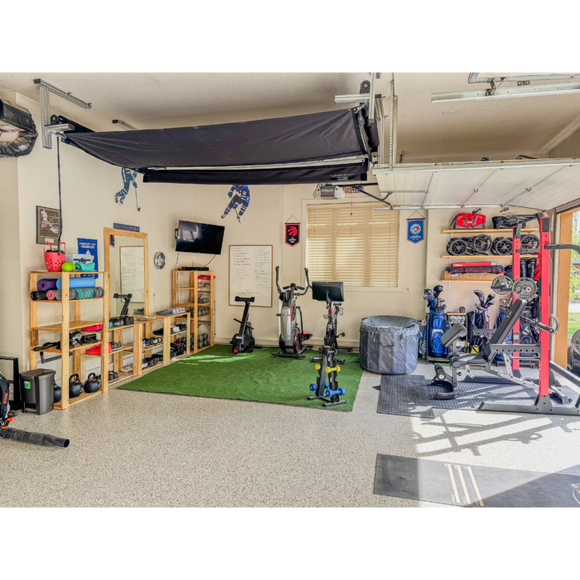 SportScreen Vanish Series® Retractable Golf Enclosure