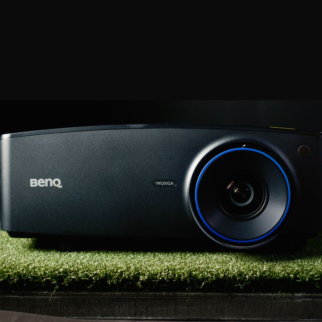 BenQ LU935ST Golf Simulator Projector | Garage Golf