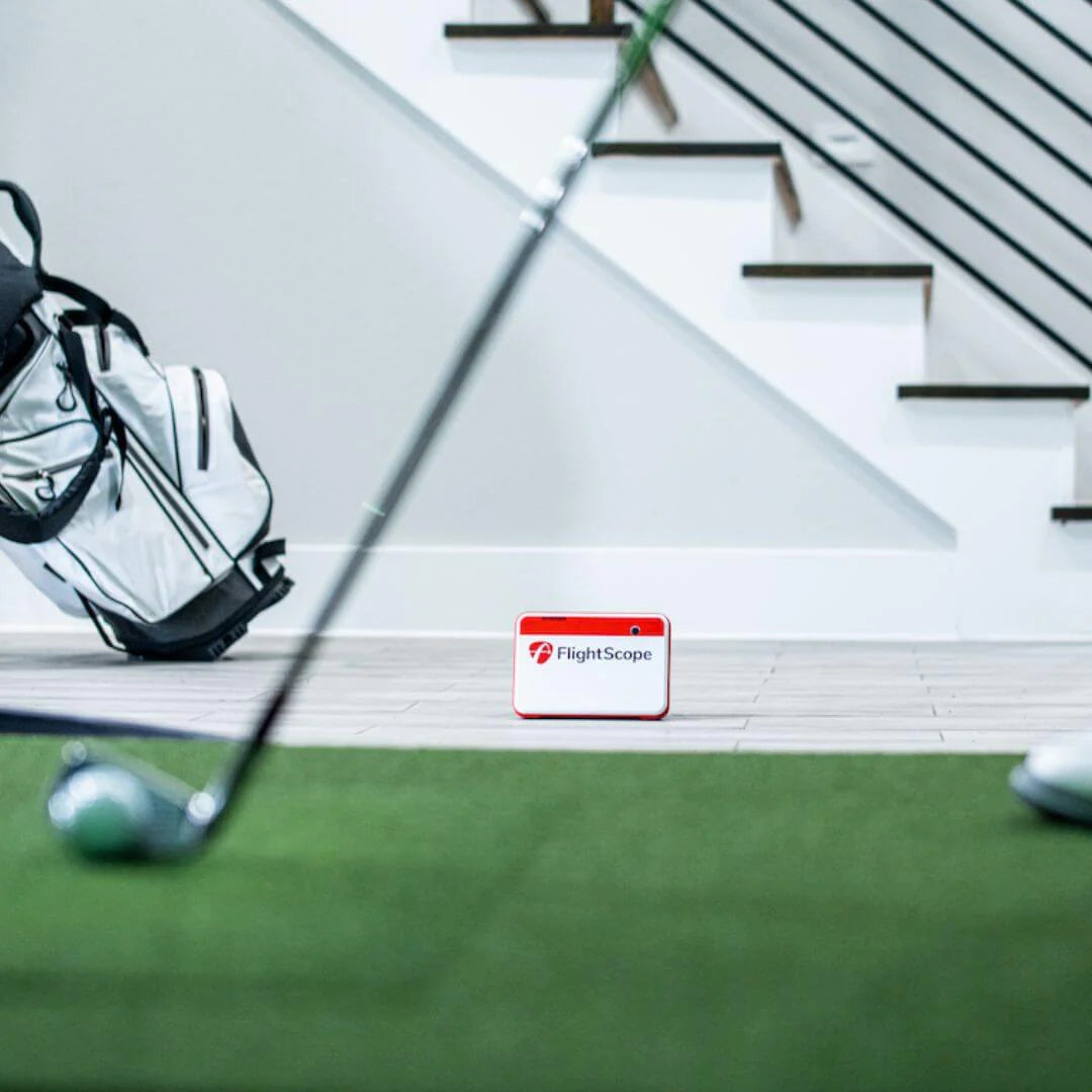 flightscope-mevo_-golf-launch-monitor-in-home_94be97b8-64da-40da-9310-66571f9874db