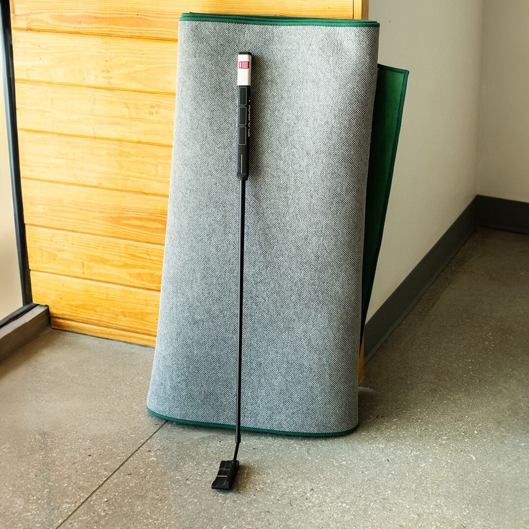 SIG LITE Indoor Putting Green 3'x8'