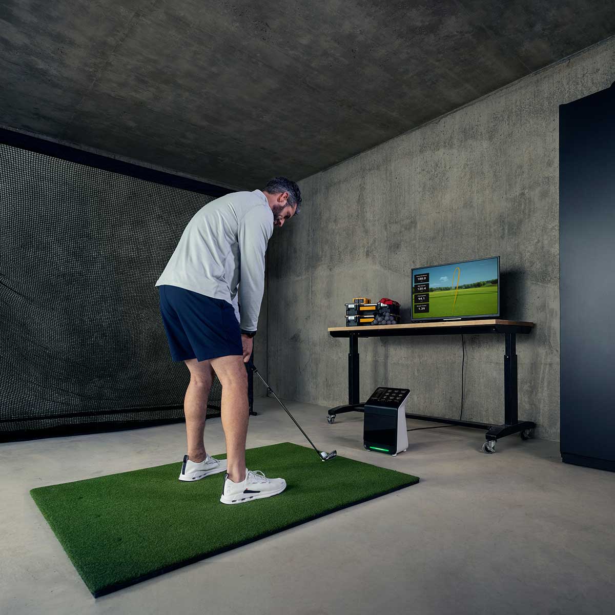 Garmin R50 Golf Simulator and Launch Monitor | Garage Golf