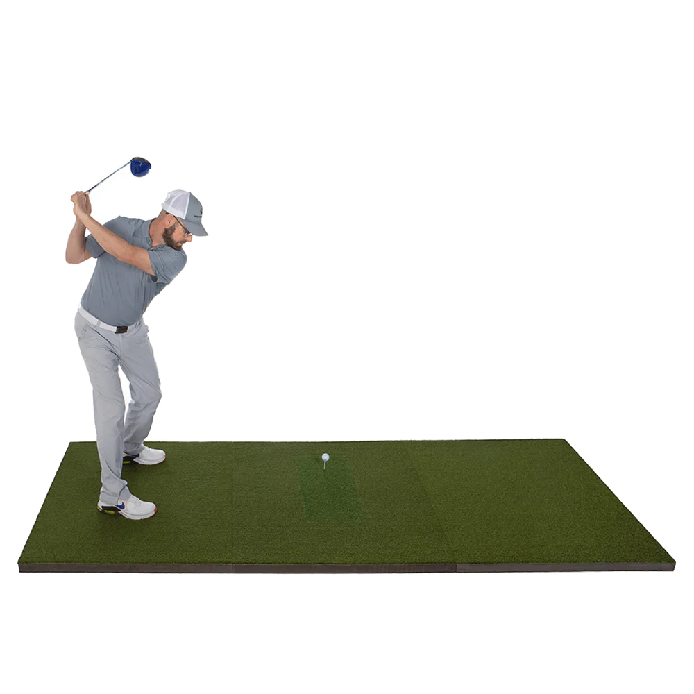 Player practicing golf on SIGPRO Softy Golf Mat
