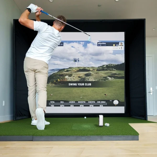 skytrak-golf-simulator-with-sig10-studio